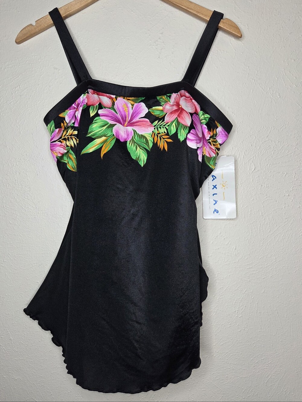 Vintage Maxine of Hollywood Floral Swimdress One Piece Swimsuit NWT Made in USA